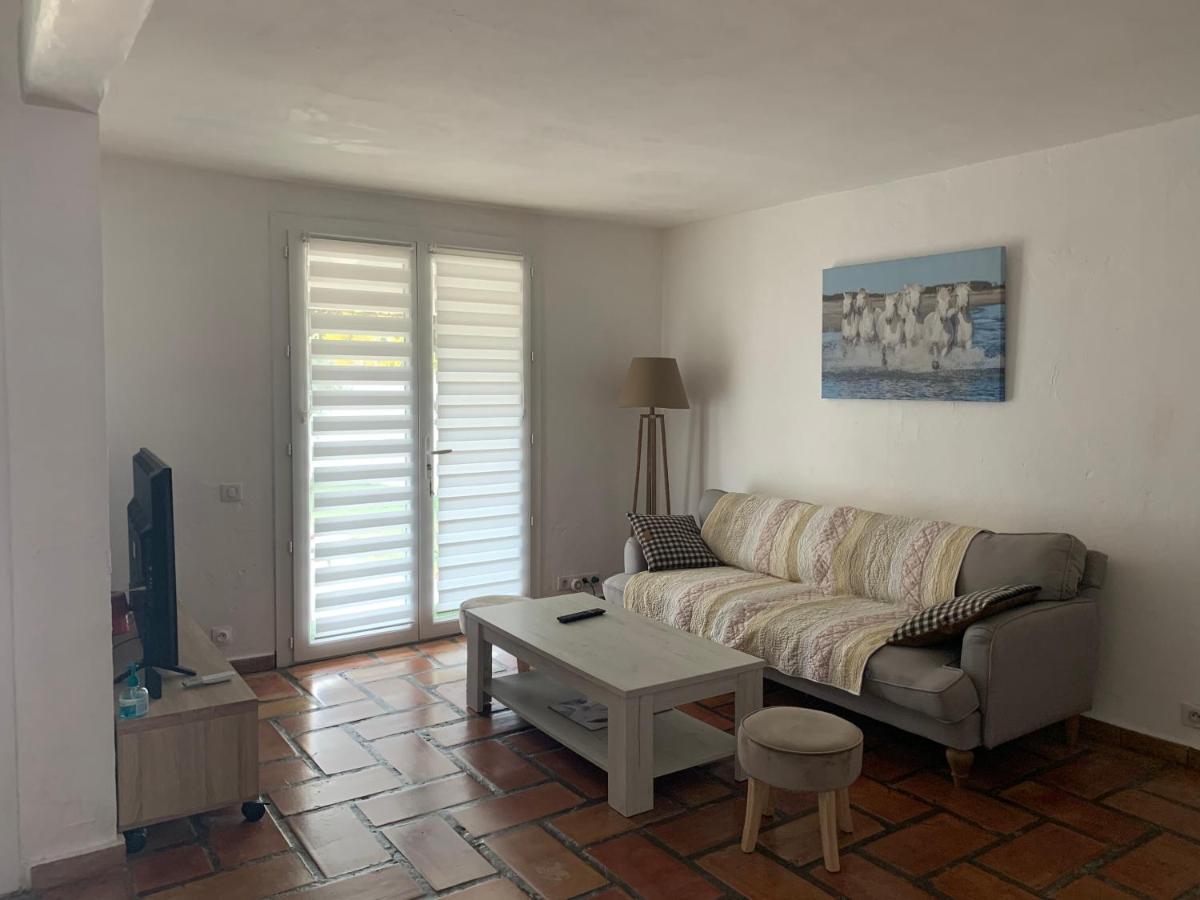 Maison En Camargue Apartment Saintes-Maries-de-la-Mer